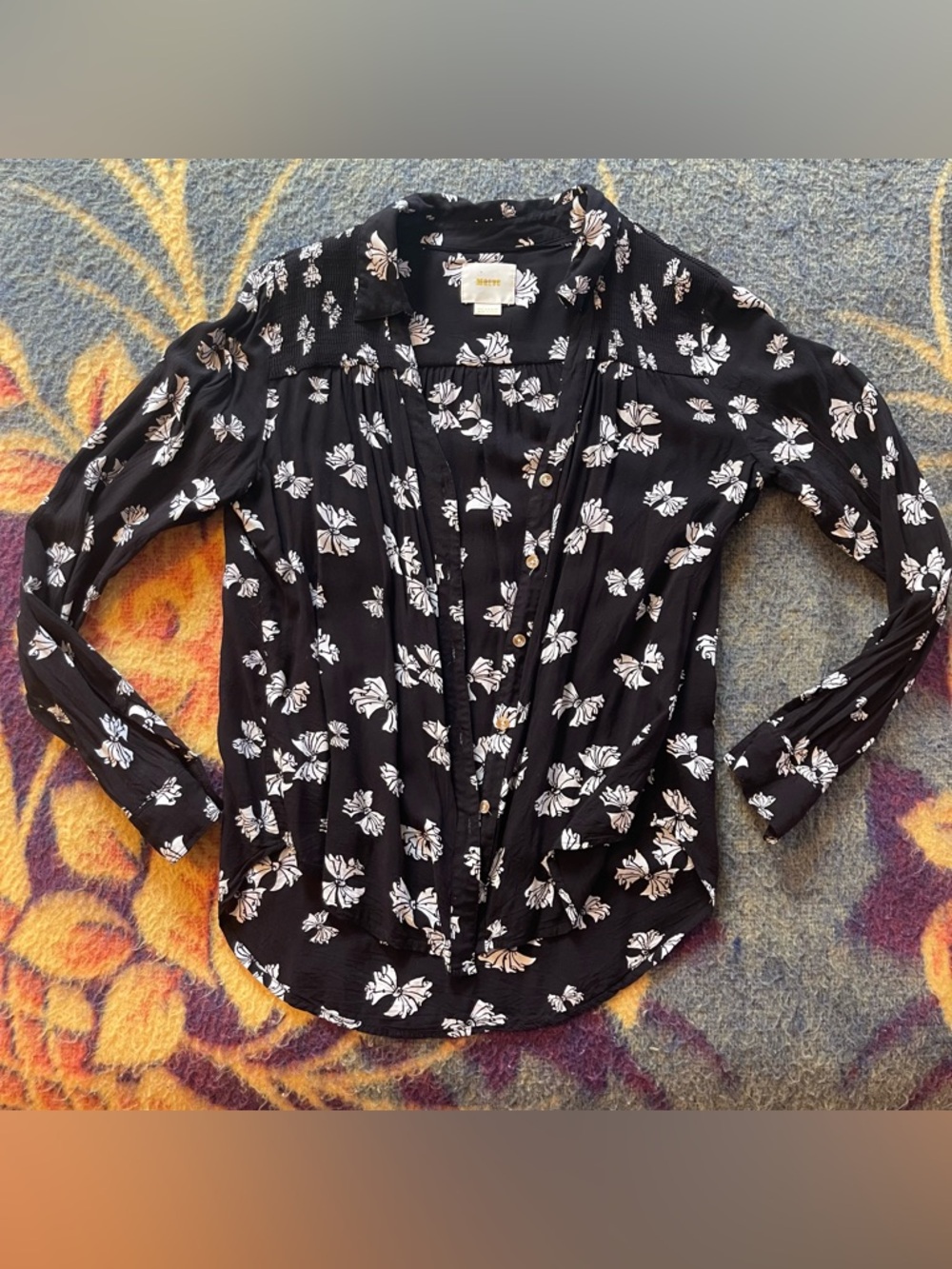 Maeve button down black white bows size 4